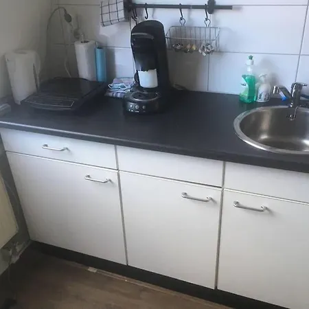 Studio, 21 Minutes By Bus To Downtown Amsterdam *
