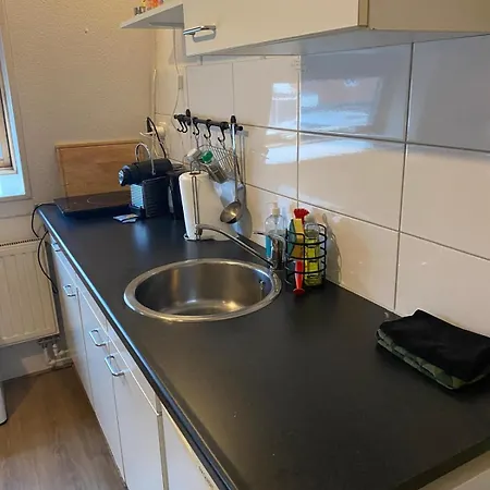 Studio, 21 Minutes By Bus To Downtown Amsterdam * Purmerend