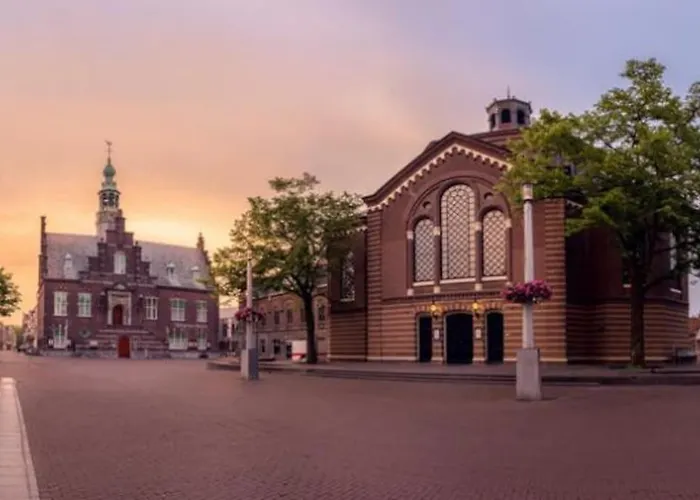 Appartement Studio, 21 Minutes By Bus To Downtown Amsterdam