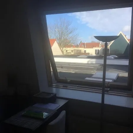 Studio, 21 Minutes By Bus To Downtown Amsterdam Purmerend